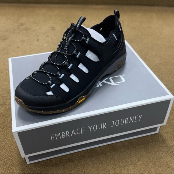 Dansko MIA